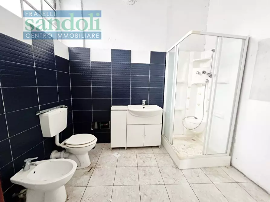 Immagine 4 di Magazzino in affitto  in C.so Prestinari a Vercelli