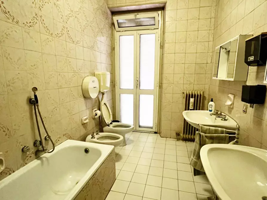 Immagine 11 di Ufficio in affitto  in piazza Pajetta a Vercelli