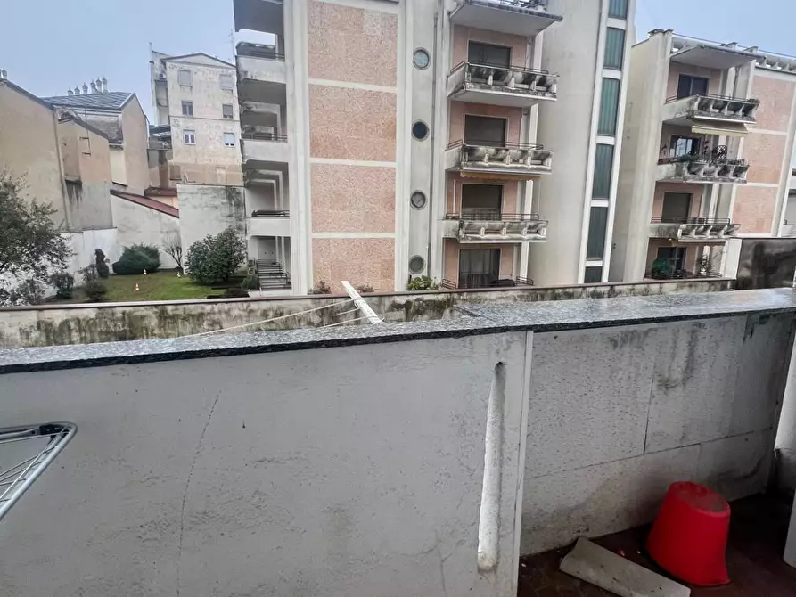 Immagine 16 di Appartamento in affitto  in Via P. Micca a Vercelli