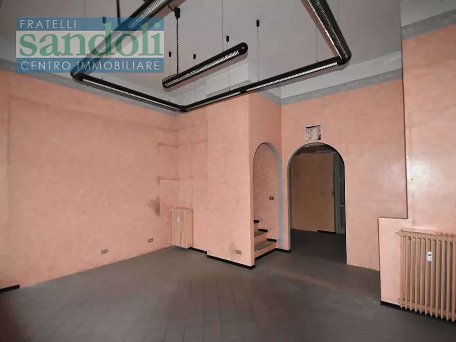 Immagine 5 di Ufficio in vendita  in Viale Torricelli a Vercelli