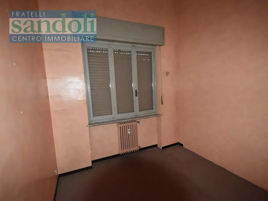 Immagine 10 di Ufficio in vendita  in Viale Torricelli a Vercelli