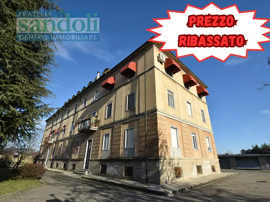 Immagine 1 di Appartamento in vendita  in Viale Torricelli a Vercelli