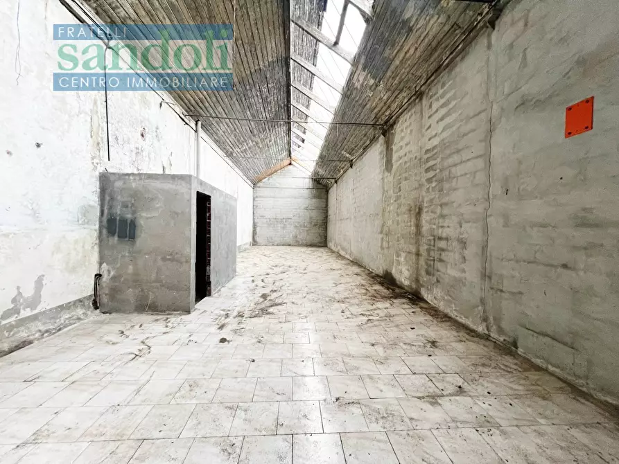 Immagine 3 di Magazzino in affitto  in Via Donato a Vercelli