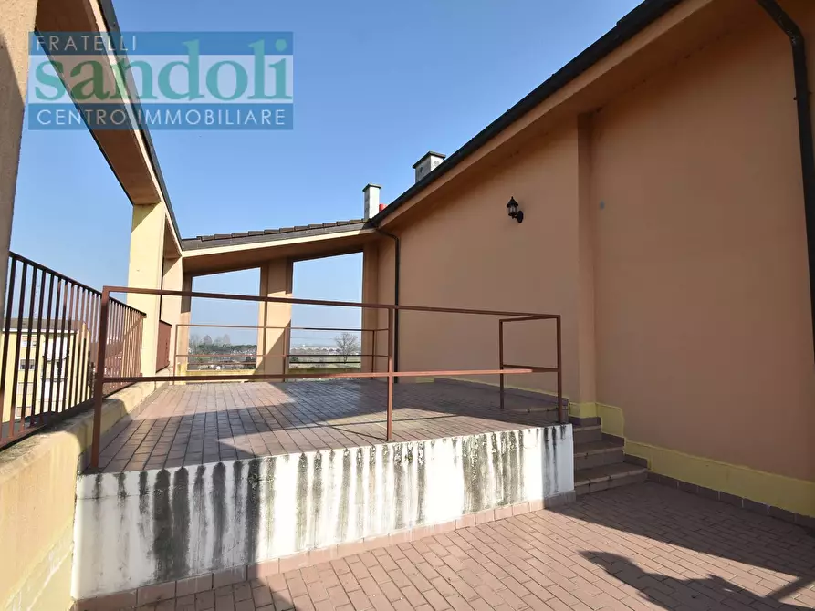 Immagine 20 di Appartamento in vendita  in Via Locati a Vercelli