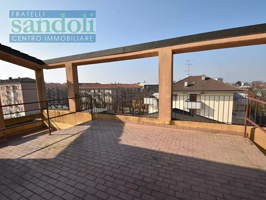 Immagine 2 di Appartamento in vendita  in Via Locati a Vercelli