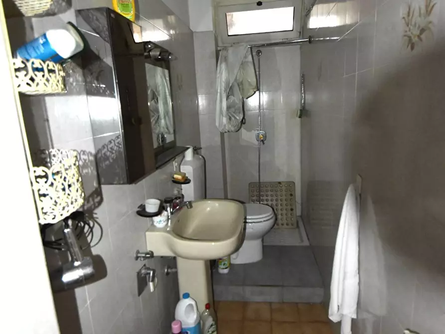 Immagine 20 di Appartamento in vendita  in Via Alessandro Manzoni a Vercelli