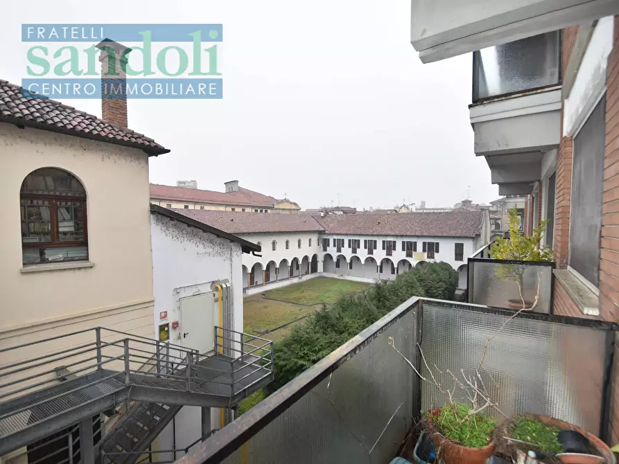 Immagine 26 di Appartamento in vendita  in Via Alessandro Manzoni a Vercelli