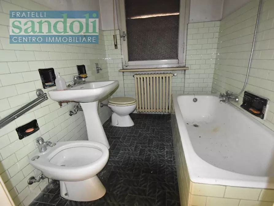 Immagine 30 di Casa indipendente in vendita  in Via Marco Polo a Vercelli