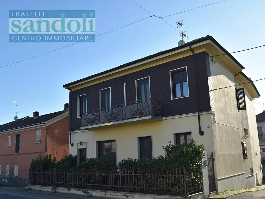 Immagine 27 di Appartamento in vendita  in Via Revel a Vercelli