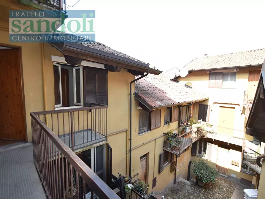 Immagine 10 di Appartamento in vendita  in Via Gattinara di Zubiena a Vercelli