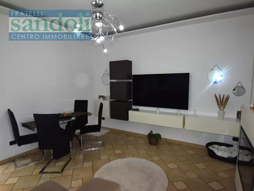 Immagine 4 di Appartamento in vendita  in Strada per Olcenengo a Vercelli