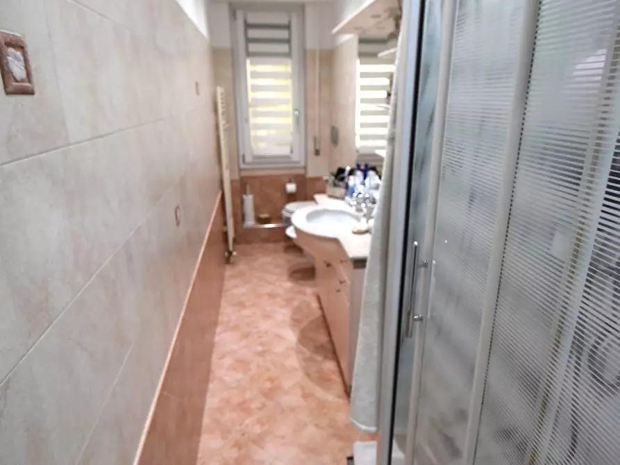 Immagine 13 di Appartamento in vendita  in Strada per Olcenengo a Vercelli