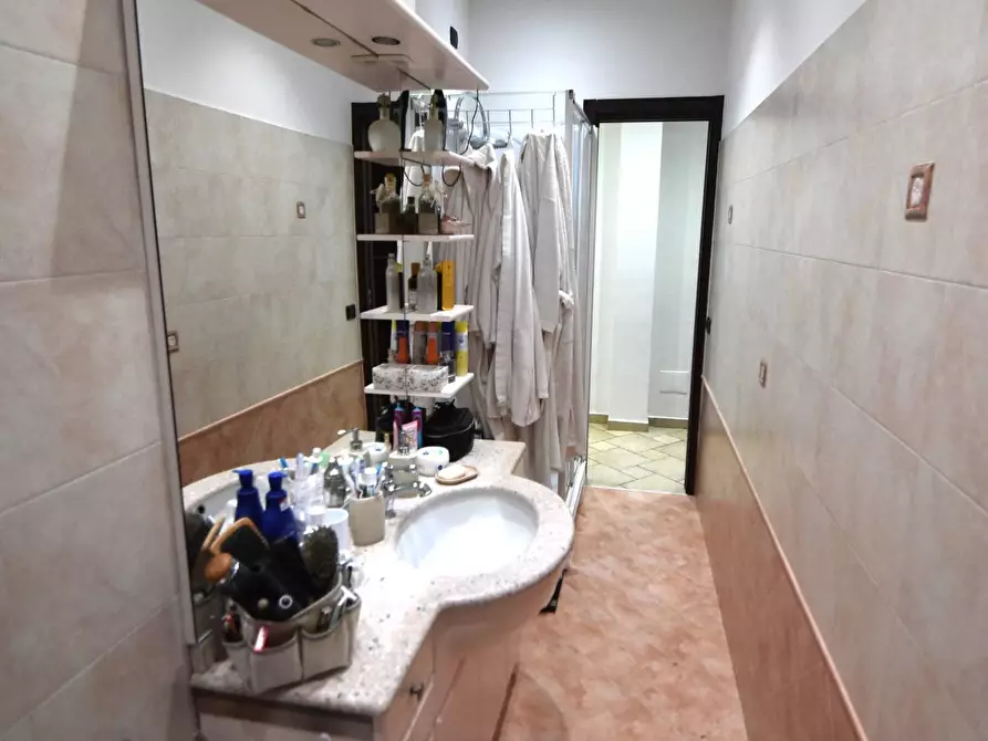 Immagine 14 di Appartamento in vendita  in Strada per Olcenengo a Vercelli