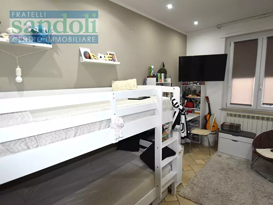 Immagine 11 di Appartamento in vendita  in Strada per Olcenengo a Vercelli