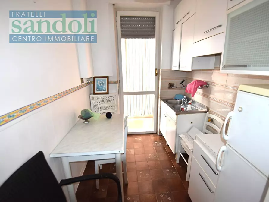 Immagine 4 di Appartamento in vendita  in via fanteria umbra a Vercelli