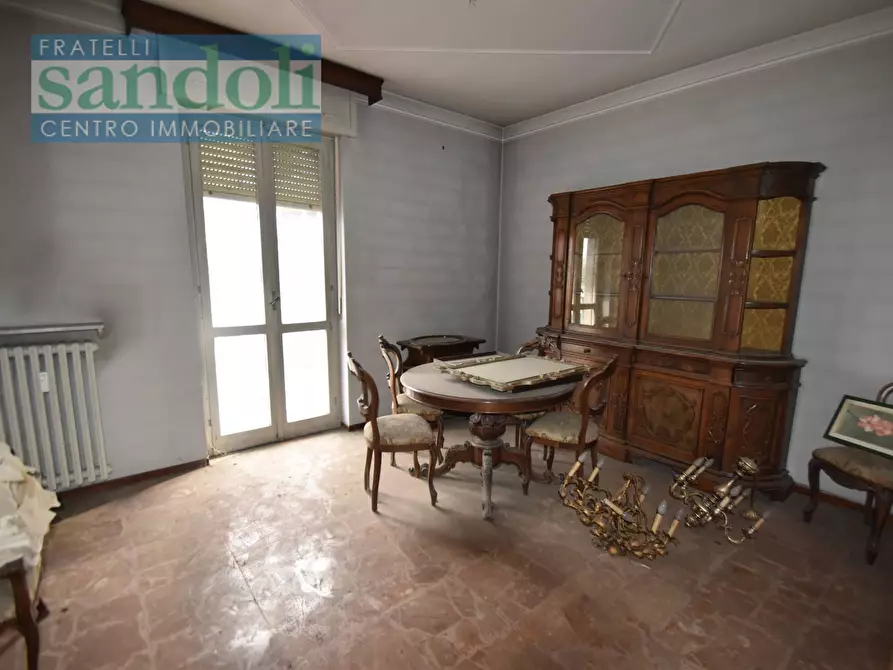 Immagine 2 di Appartamento in vendita  in Via Pisa a Vercelli