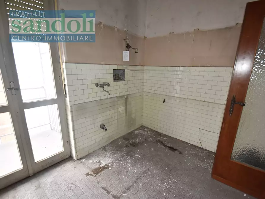 Immagine 3 di Appartamento in vendita  in Via Pisa a Vercelli