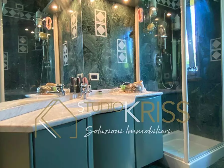 Immagine 27 di Villa in vendita  in Via Comacchio a Ferrara