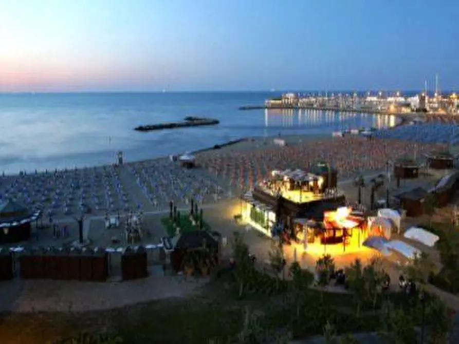 Immagine 9 di Appartamento in vendita  in Viale Ortigara a Rimini