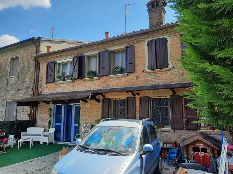 Immagine 3 di Villa in vendita  in via del parco a Ferrara