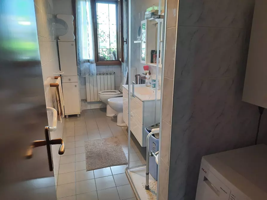 Immagine 9 di Villa in vendita  in via del parco a Ferrara