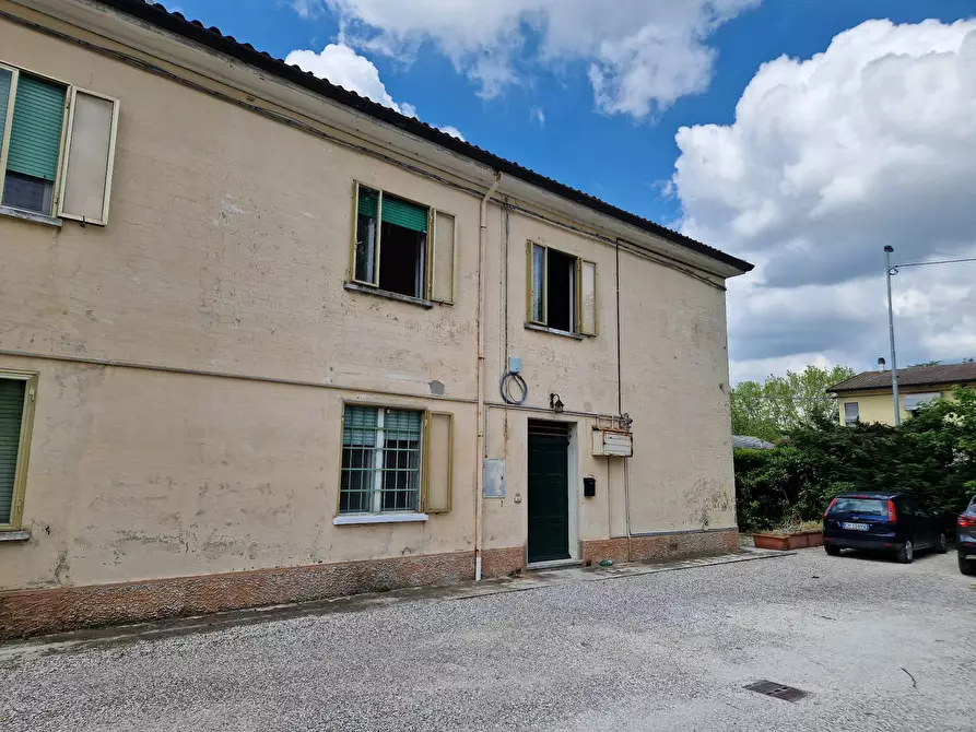 Immagine 1 di Appartamento in vendita  in Via Bassa a Ferrara