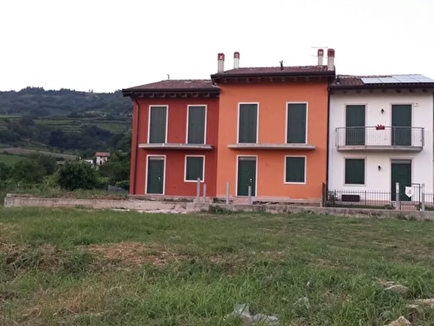 Immagine 1 di Terreno residenziale in vendita  a Ronca'