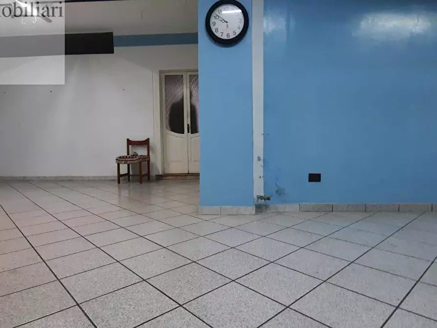 Immagine 2 di Locale commerciale in vendita  a Monteforte D'alpone