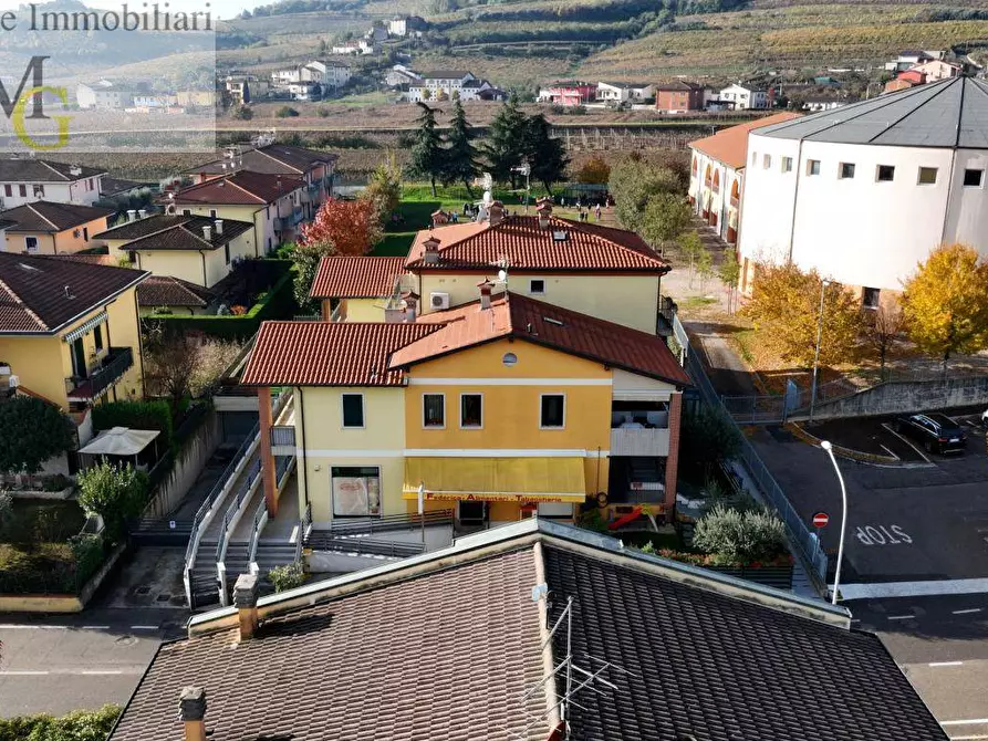 Immagine 8 di Attività commerciale in vendita  a Monteforte D'alpone