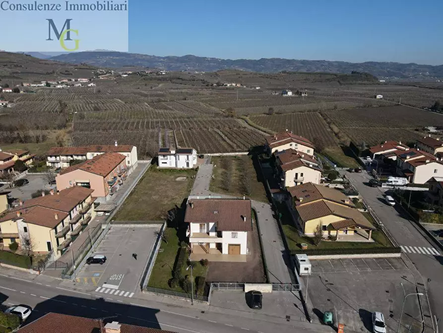 Immagine 3 di Terreno residenziale in vendita  a Monteforte D'alpone