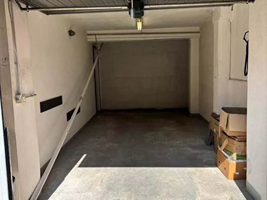 Immagine 19 di Appartamento in vendita  a Colognola Ai Colli