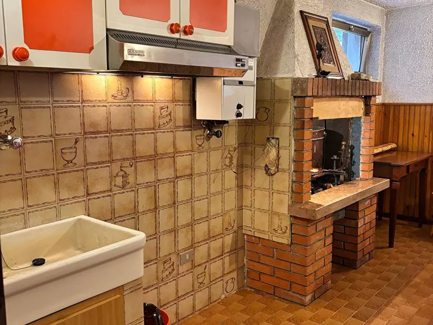 Immagine 15 di Appartamento in vendita  a Colognola Ai Colli