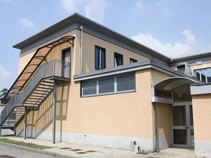 Immagine 2 di Ufficio in affitto  in AGRATE a Caponago