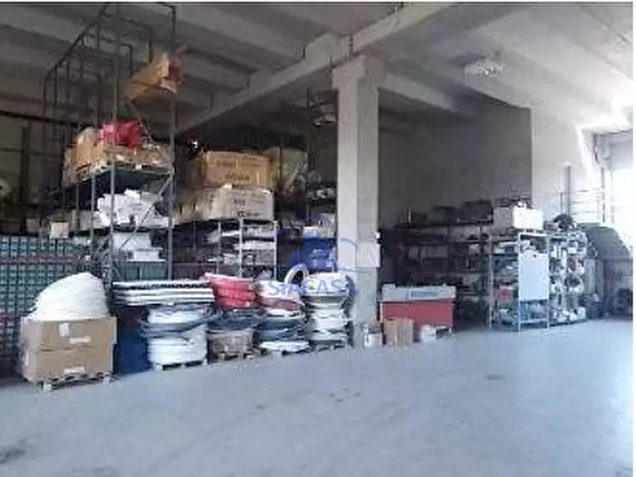 Immagine 17 di Capannone industriale in vendita  in Strada Provinciale della Briosca a Villasanta