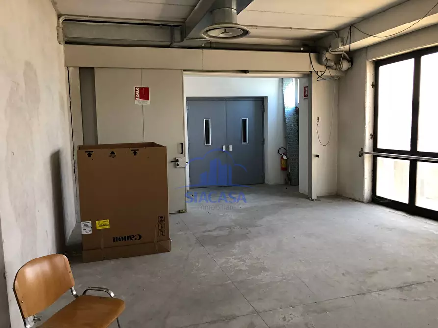 Immagine 14 di Ufficio in affitto  in VIA UDINE a Cernusco Sul Naviglio