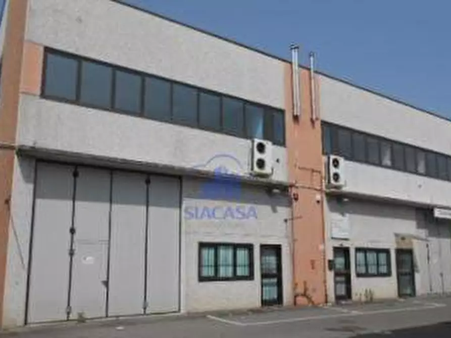 Immagine 1 di Capannone industriale in vendita  a Cernusco Sul Naviglio
