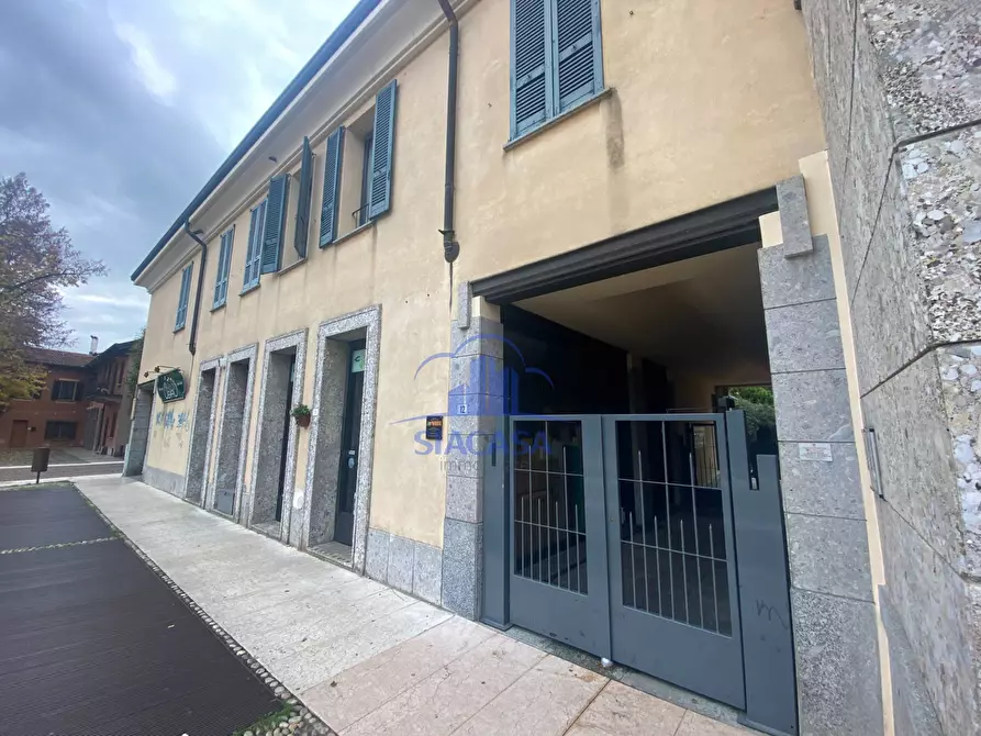 Immagine 2 di Ufficio in vendita  a Cavenago Di Brianza