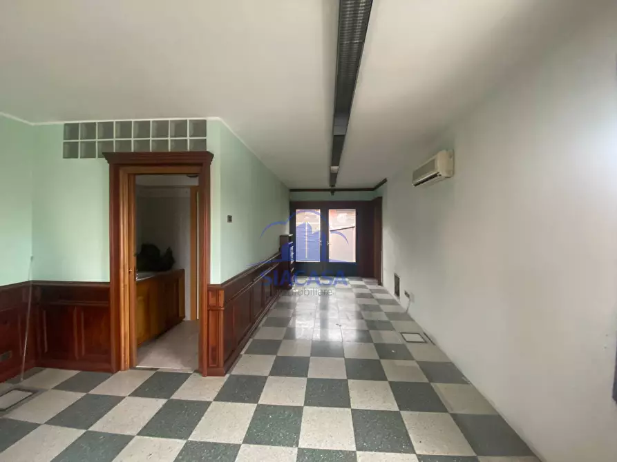 Immagine 4 di Ufficio in vendita  a Cavenago Di Brianza