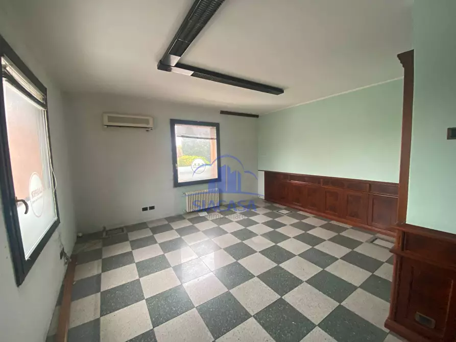 Immagine 8 di Ufficio in vendita  a Cavenago Di Brianza