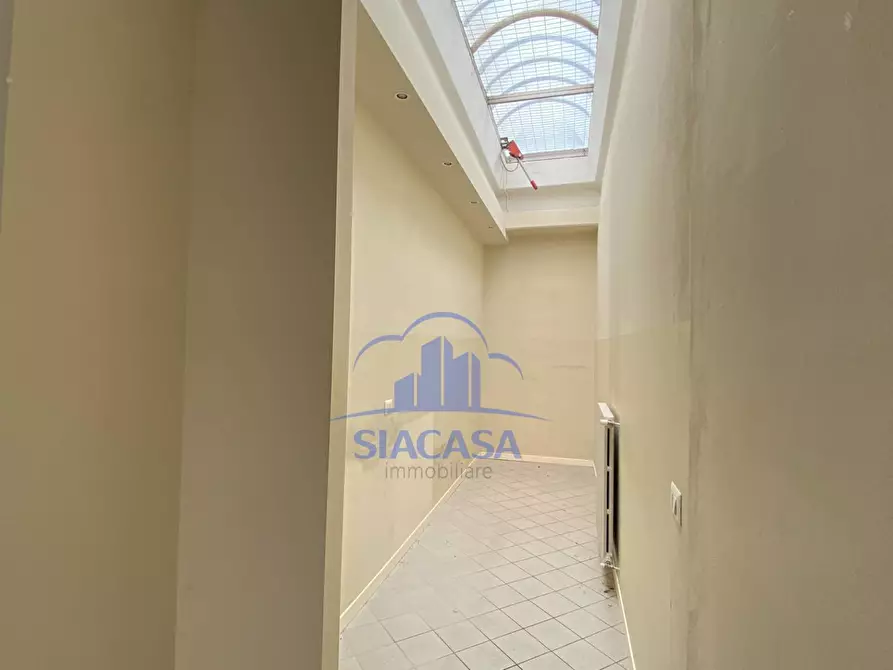 Immagine 9 di Ufficio in affitto  a Inzago