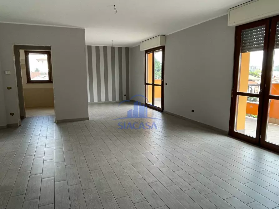 Immagine 8 di Appartamento in vendita  in VIA JORINI a Milano