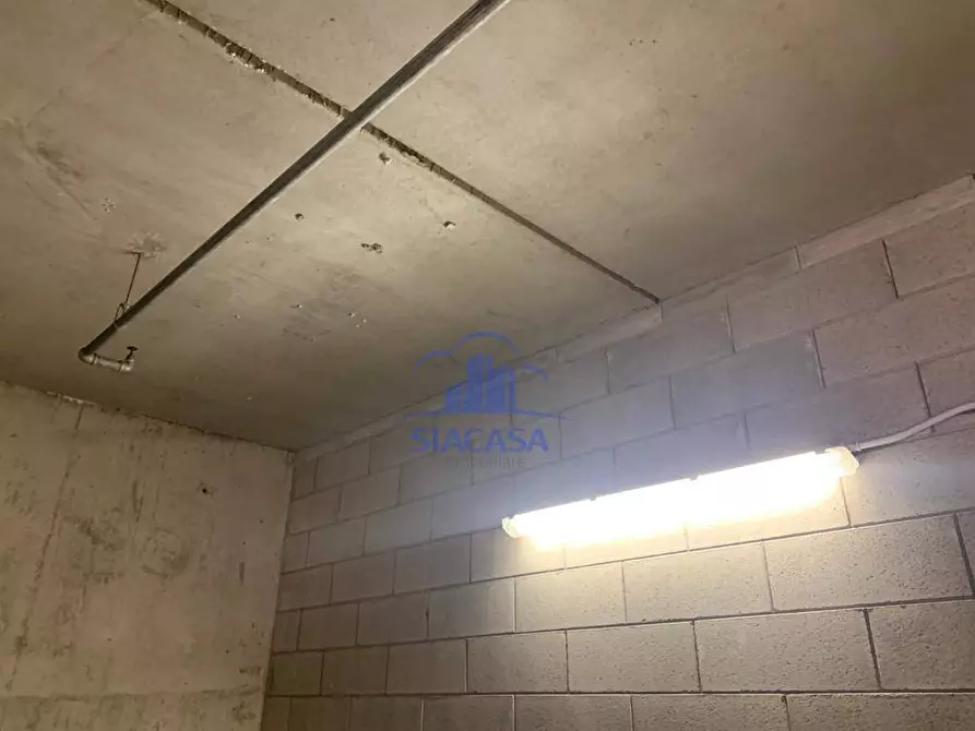 Immagine 6 di Box auto in vendita  in Piazza Marconi a Vimercate