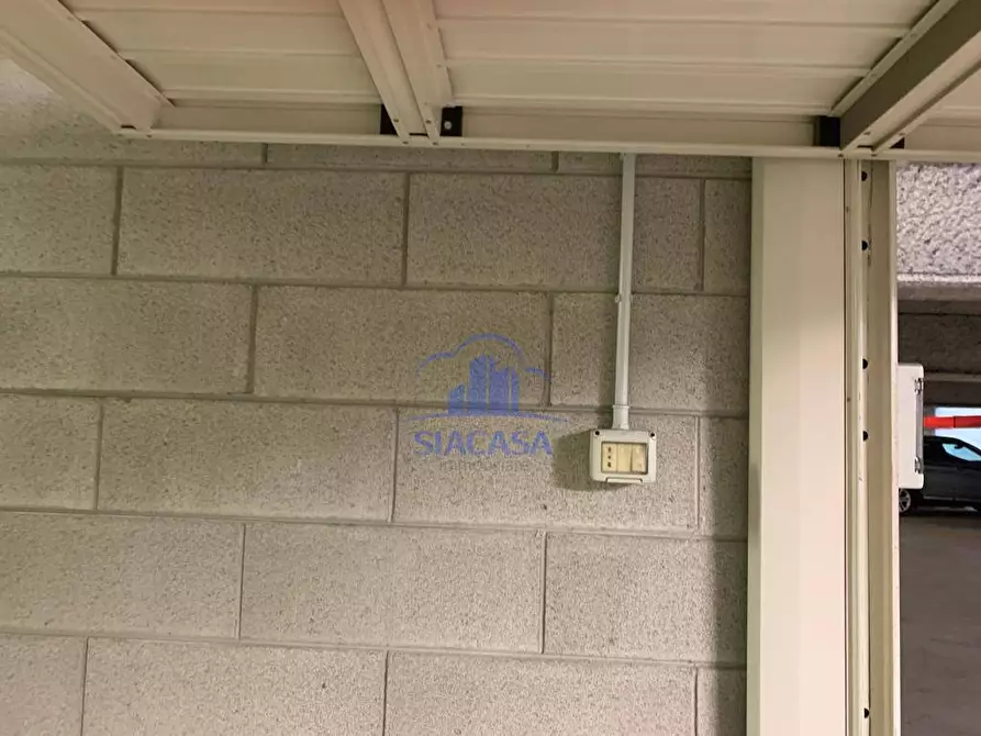 Immagine 8 di Box auto in vendita  in Piazza Marconi a Vimercate