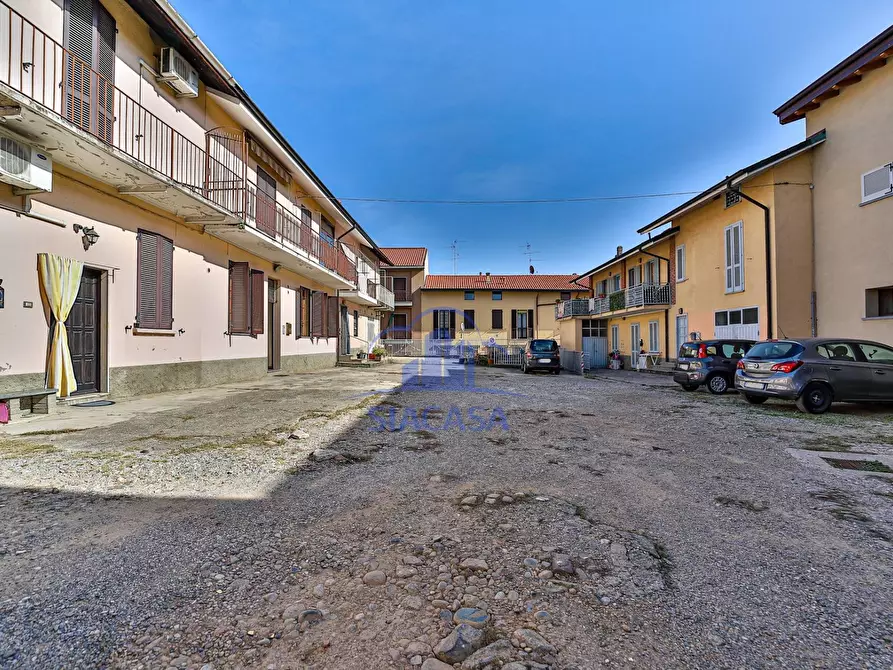 Immagine 3 di Casa semindipendente in vendita  in Via Sant'Antonio a Ronco Briantino