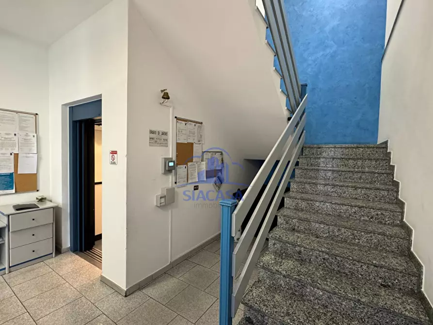 Immagine 7 di Capannone industriale in affitto  a Masate