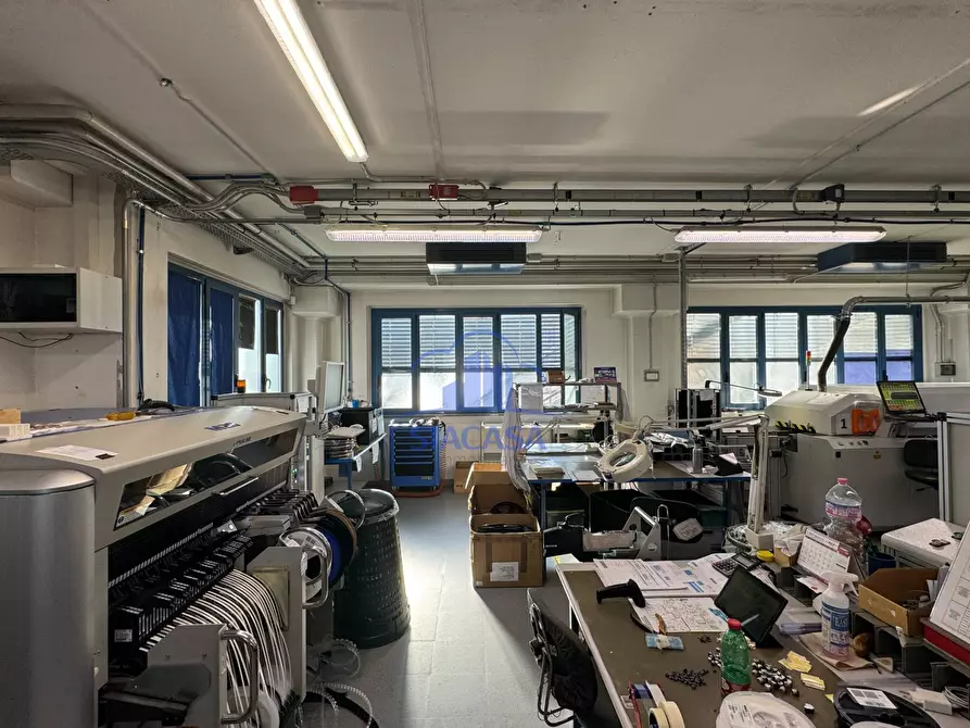 Immagine 22 di Capannone industriale in affitto  a Masate