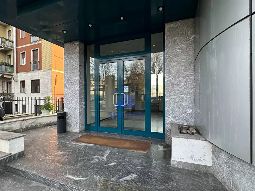 Immagine 3 di Ufficio in vendita  a Cinisello Balsamo