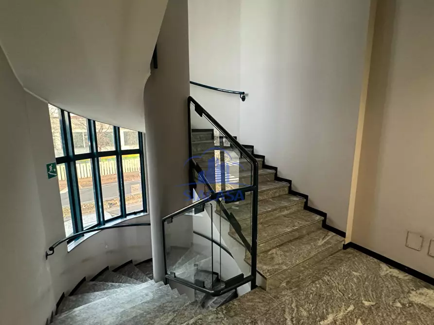 Immagine 6 di Ufficio in vendita  a Cinisello Balsamo