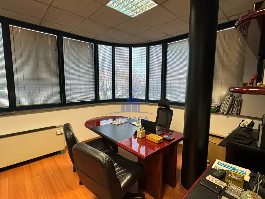 Immagine 16 di Ufficio in vendita  a Cinisello Balsamo