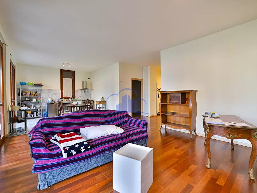 Immagine 2 di Appartamento in affitto  in via degli Alpini a Merate